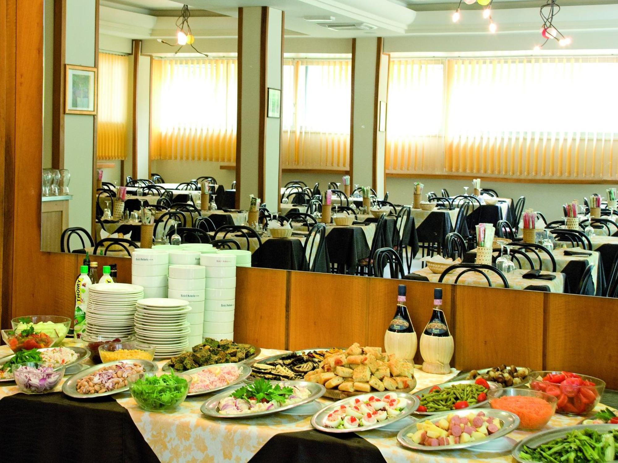 Hotel Solaria Marina Romea Εξωτερικό φωτογραφία